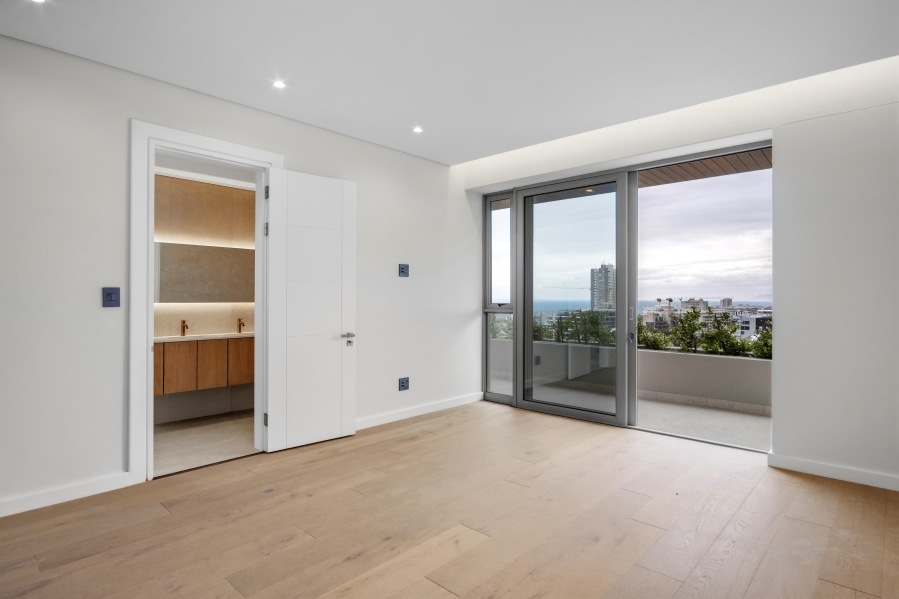 3 Bedroom Property for Sale in Fresnaye Western Cape